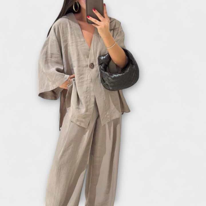 Jacqueline – Casual V-Neck Top & Trouser Duo