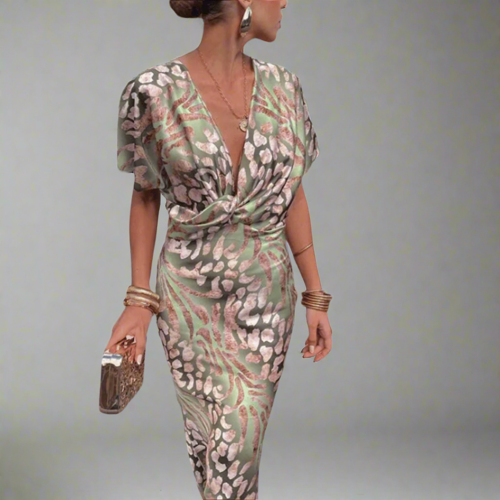 Cornelia | Twisted maxi dress with premium V-neck