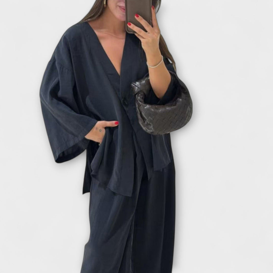 Jacqueline – Casual V-Neck Top & Trouser Duo