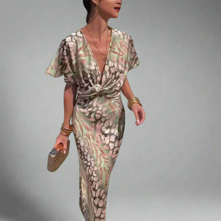 Suse | Premium maxi dress with twisted cut for an elegant silhouette