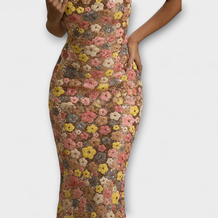 Oakley – Floral Sequin 80s-Inspired Maxi Dress