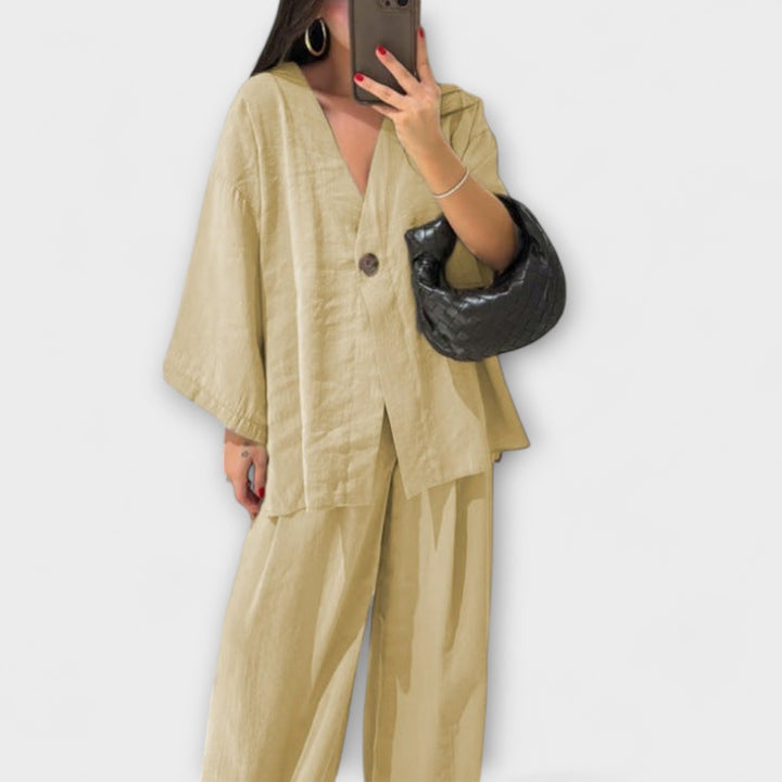 Jacqueline – Casual V-Neck Top & Trouser Duo