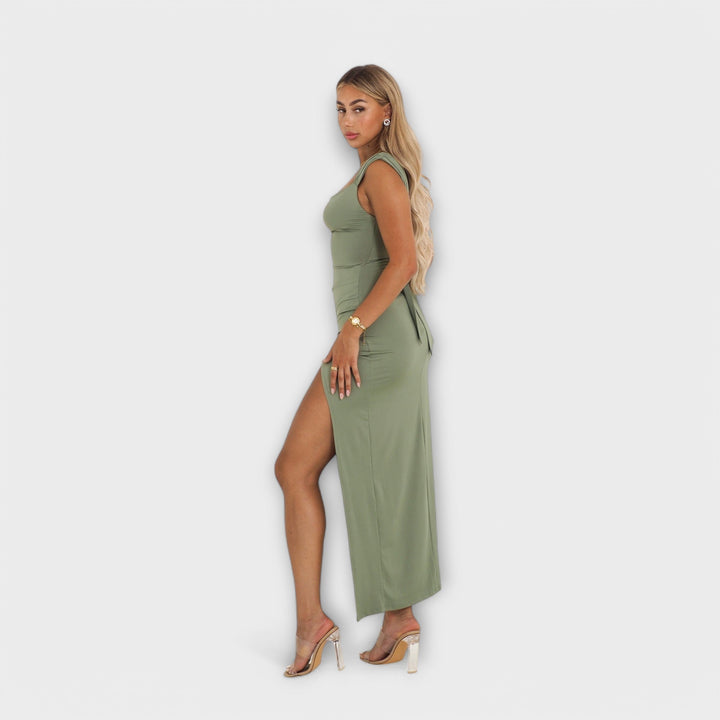 Ellie – Classic Midi Dress