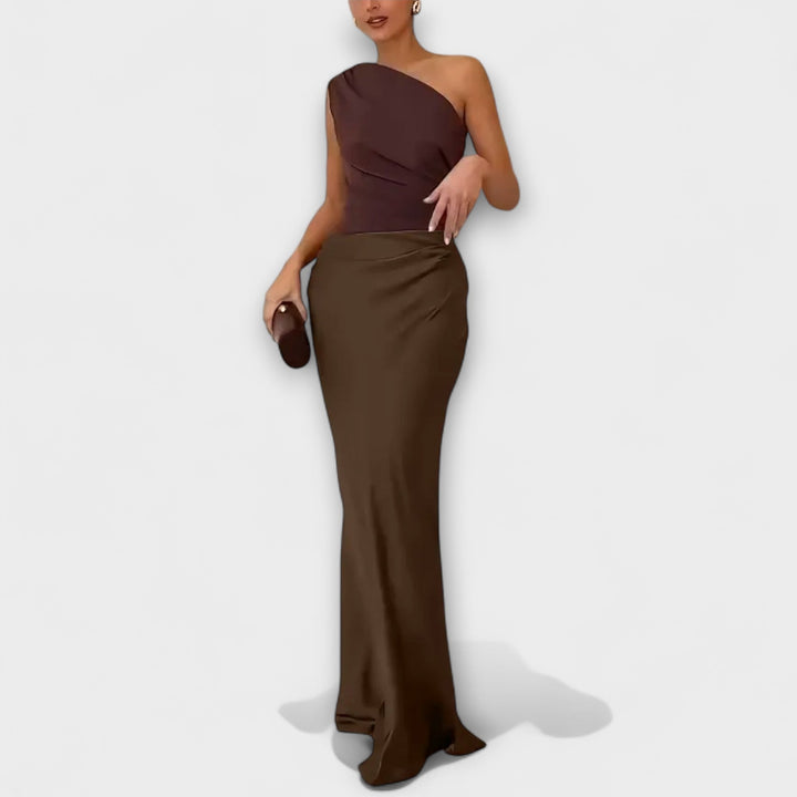 Elara™ | Elegant Pleated Maxi Dress