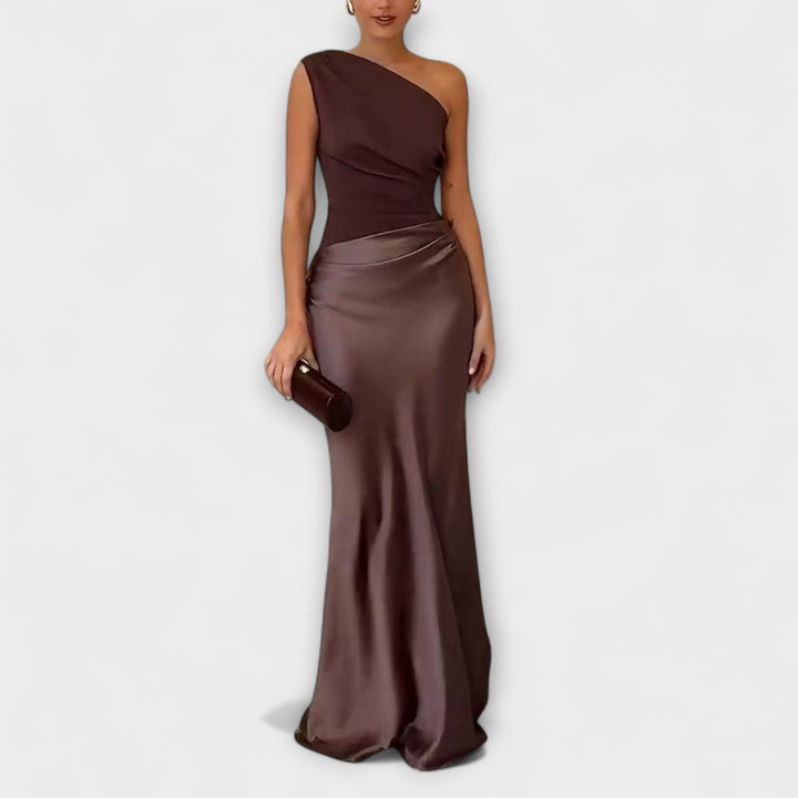 Elara™ | Elegant Pleated Maxi Dress