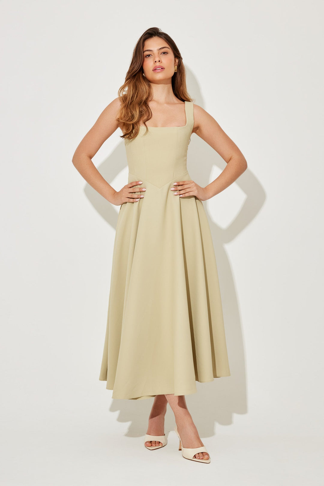 Amelia™ | Timeless and Elegant Mid Dress