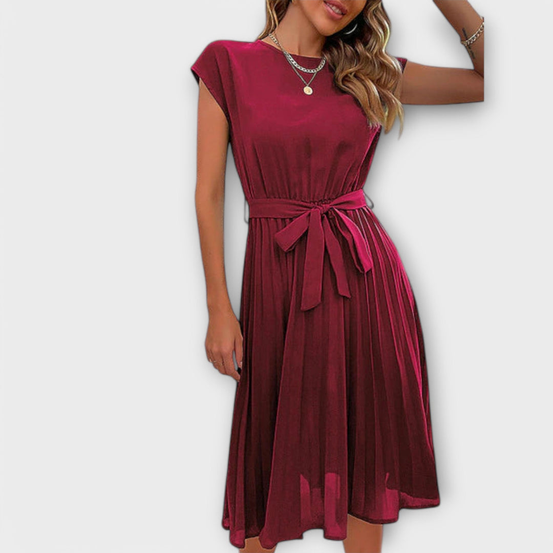 Claire – Short-Sleeved Pleated Casual Mini Dress