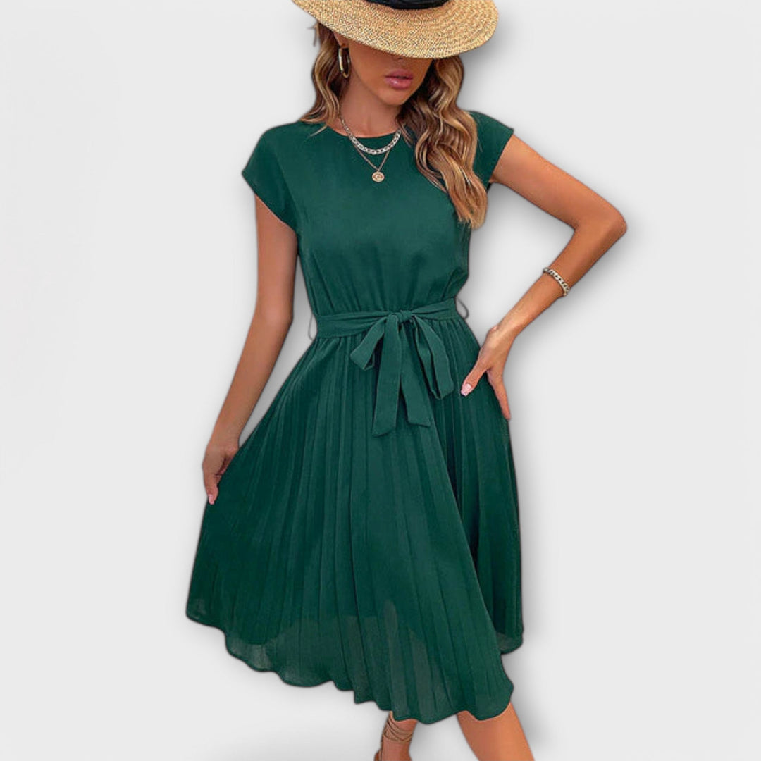 Claire – Short-Sleeved Pleated Casual Mini Dress