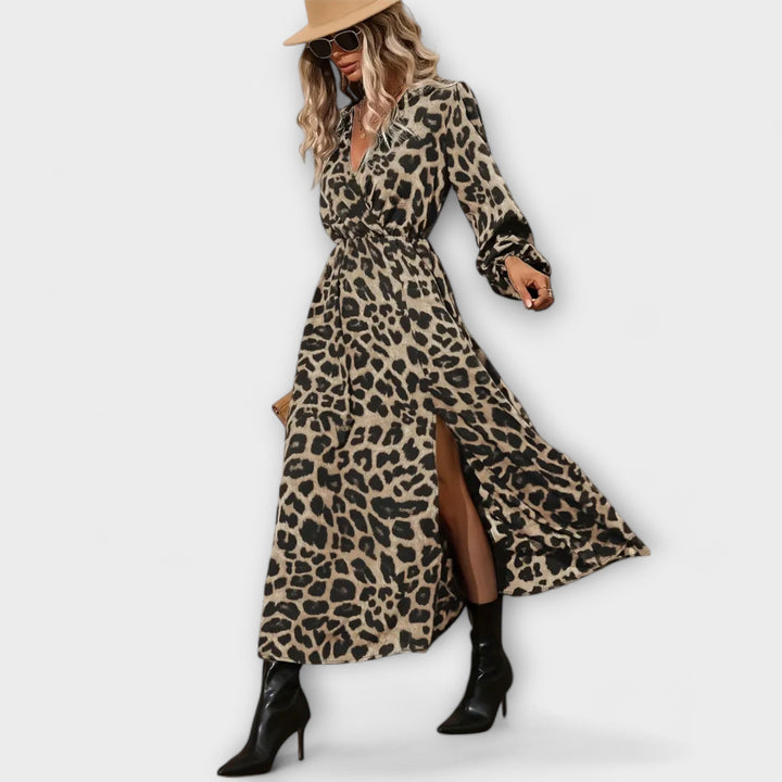 Natalie | Stylish dress with leopard print