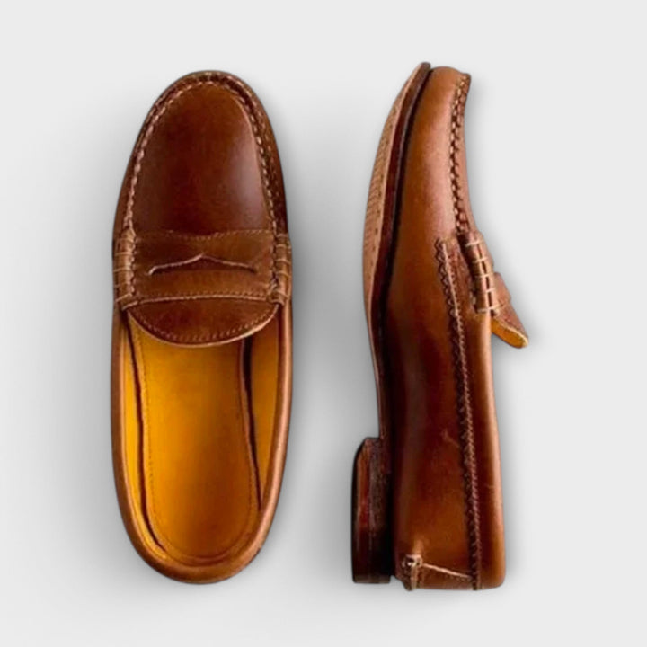 Inês - Classic loafers for women
