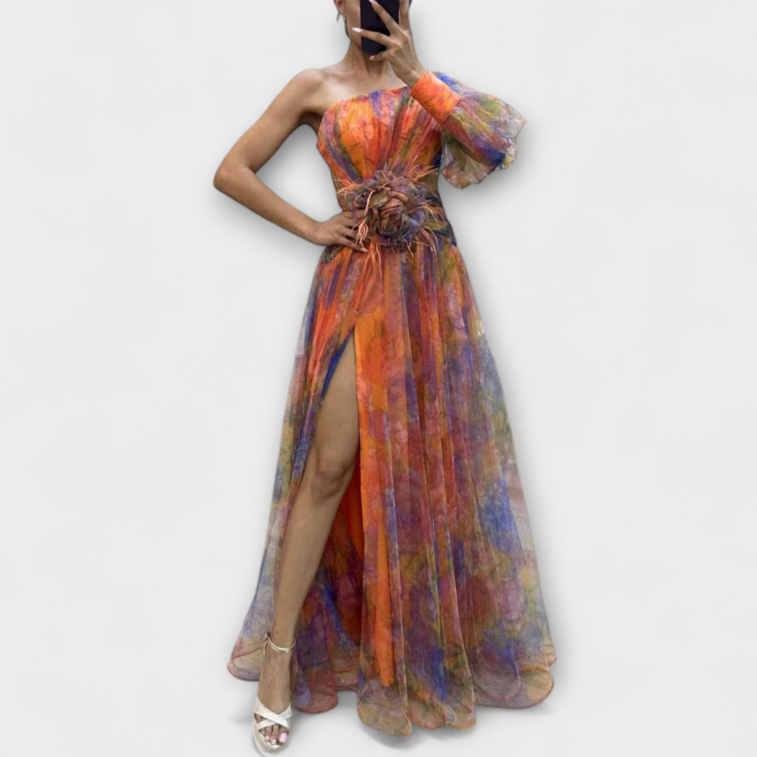 Cecilia – Elegant Split Dress