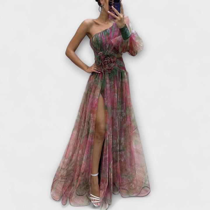 Cecilia – Elegant Split Dress