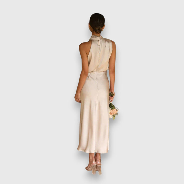 Zara – Classic Dress