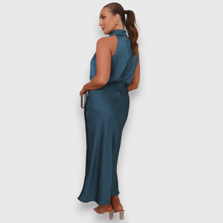 Zara – Classic Dress