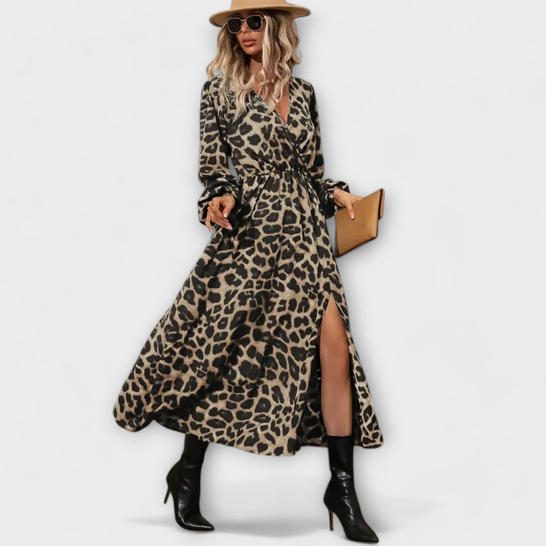 Natalie | Stylish dress with leopard print