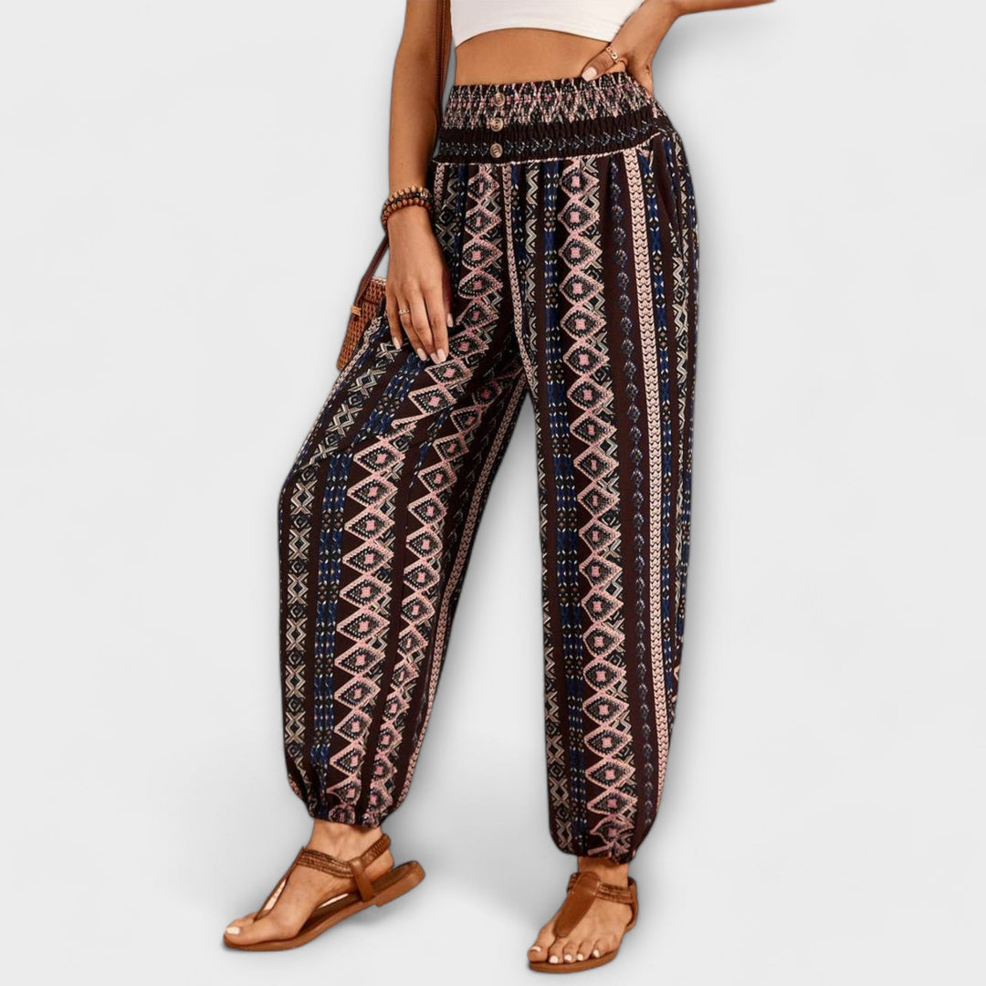 Scarlett | Pants with ethnic graphic