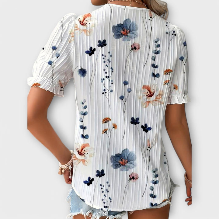 Emily | Fashionable blouse with a pointed neckline