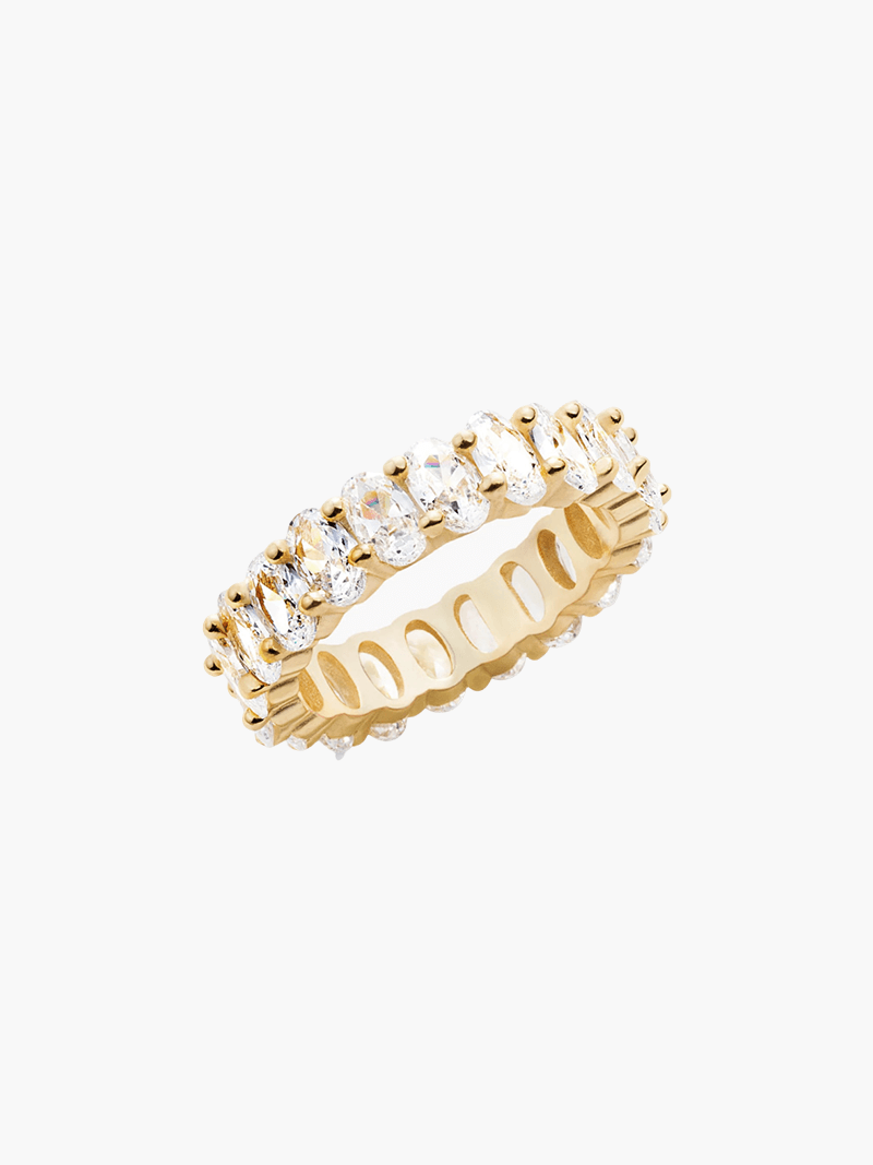 Oval cut ring