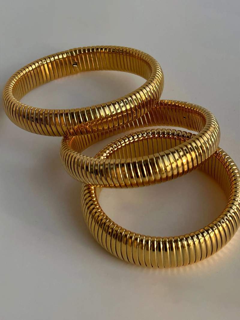 Ribbed bracelet