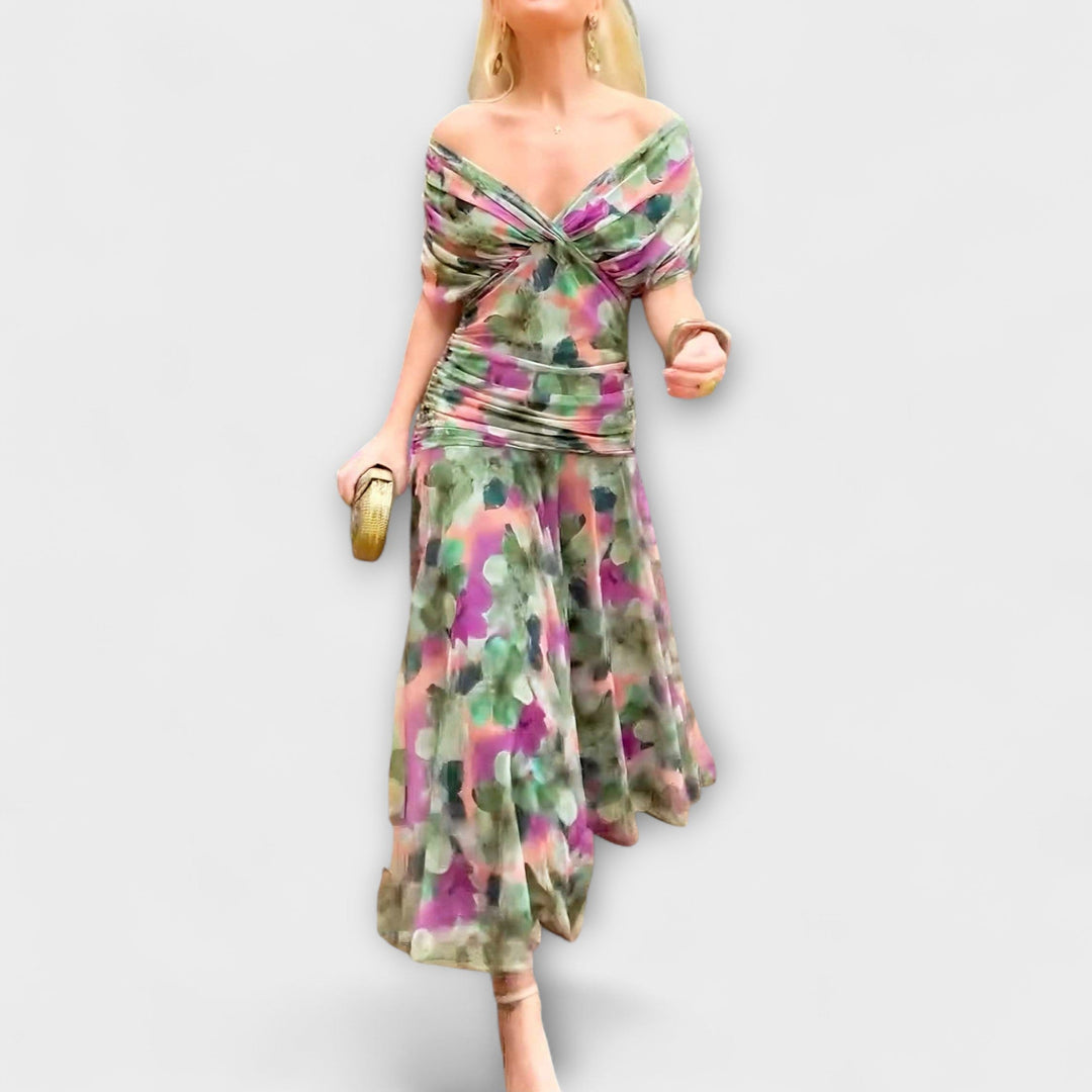 Aurora – Stylish V-Neck Maxi Dress