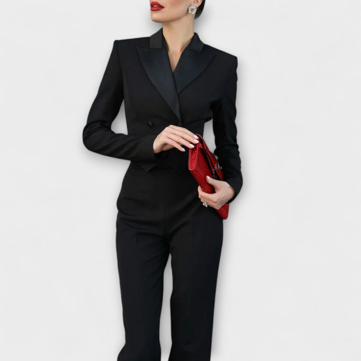 Noa – Pearl-Embellished Backless Blazer Co-Ord Set