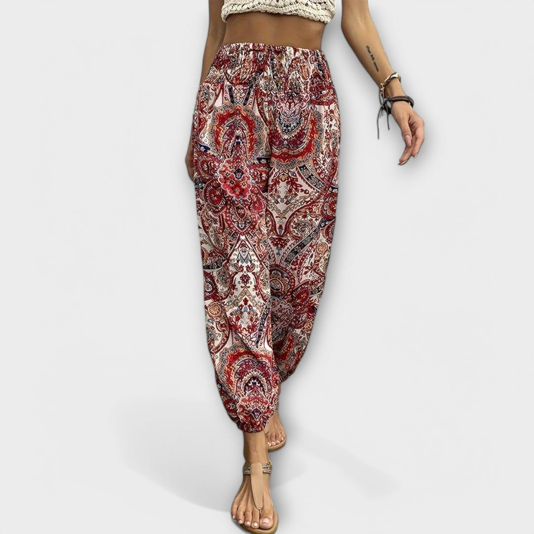 Scarlett | Pants with ethnic graphic